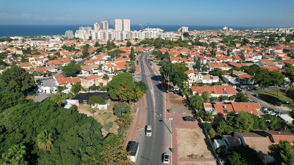 אשקלון (צילום: גדי קבלו) צילום אווירי של שכונת ה נשיא רחוב ה נשיא ב אשקלון