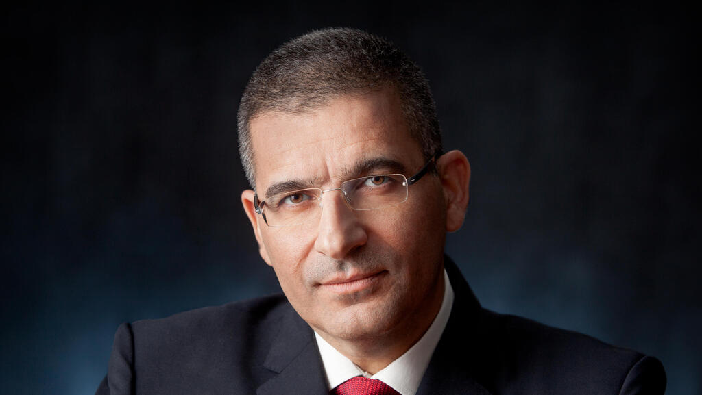 יעקב אטרקצ'י, בעלים ומנכ"ל אאורה