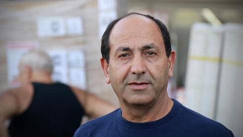 "זולים ב-30% מהמתחרים": רמי לוי רוצה לכבוש גם את ענף הסטוק