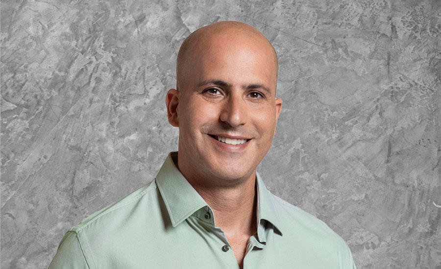 יאיר זוהר שותף-מנהל E-WAVE