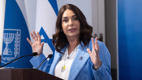 צילום: אלכס קולומויסקי "שיעשו בדק בית": צניחה ברמת השירות הטלפוני במשרד התחבורה