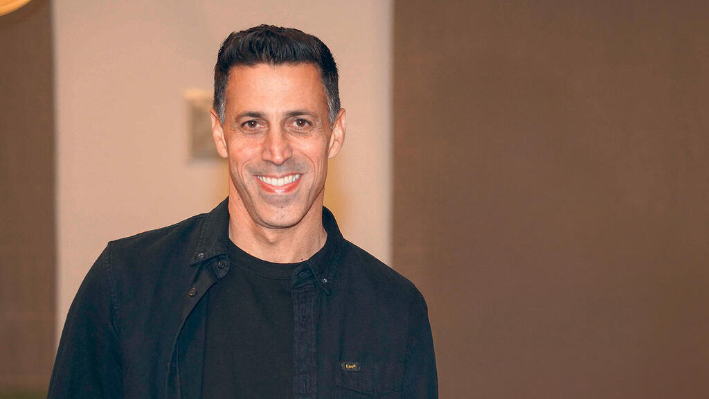 אלי אדדי מנכ"ל קבוצת סלקום