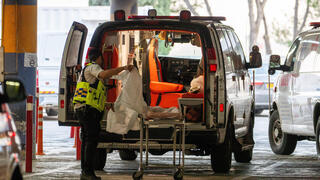 אמבלונס פינוי פצועים פיגוע גוש עציון 18.11.25