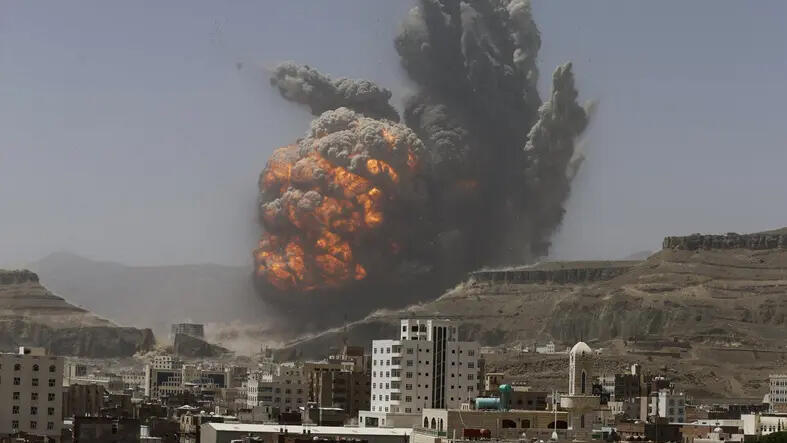 הפצצה סעודית בתימן (צילום: Reuters) הקברניט מטוס קרב סעודיה 8