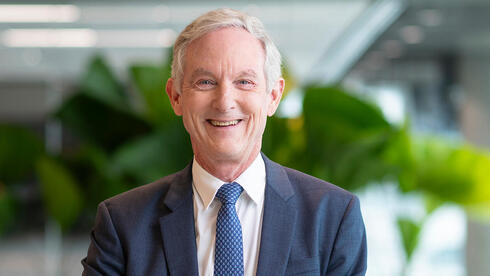 מנכ"ל אקמאי: "לא נקנה חברות רק בגלל הפאניקה סביב הבינה המלאכותית"