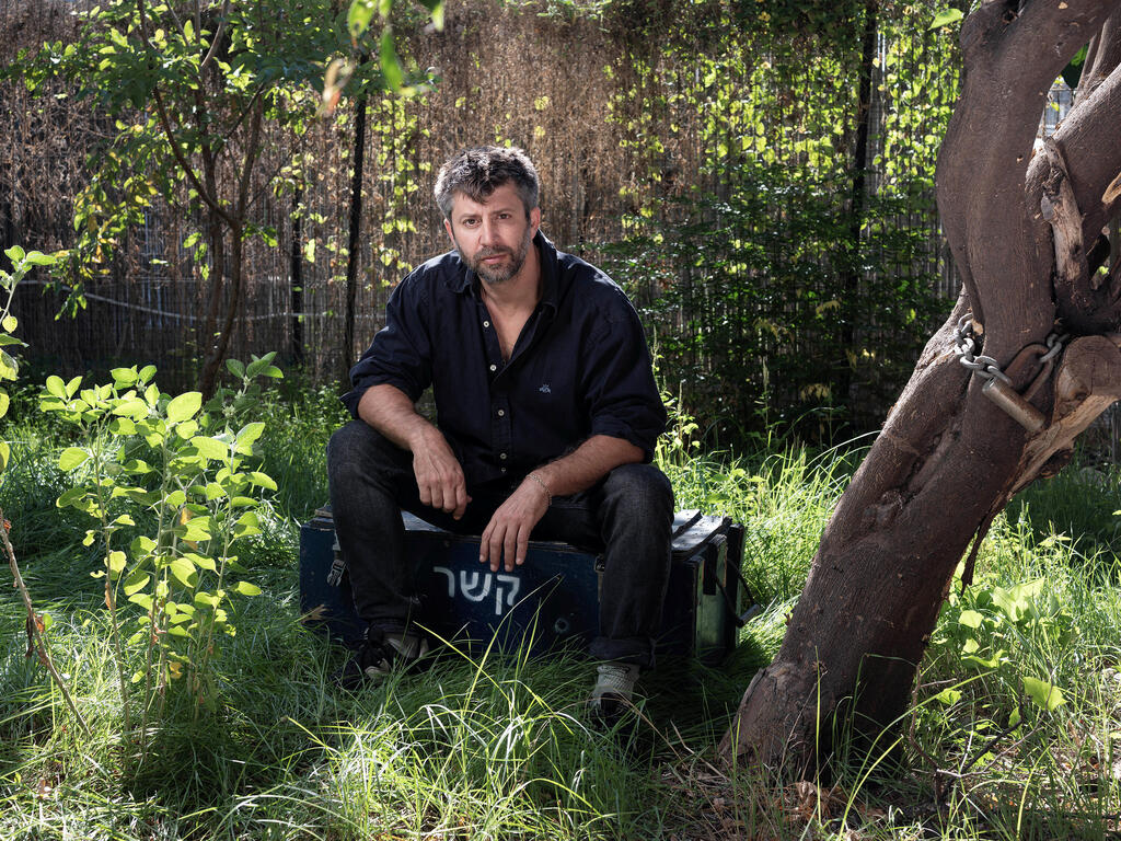 יוצר הסדרה החמאם מיכאל אללו (צילום: יובל חן) יוצר הסדרה החמאם מיכאל אללו פנאי