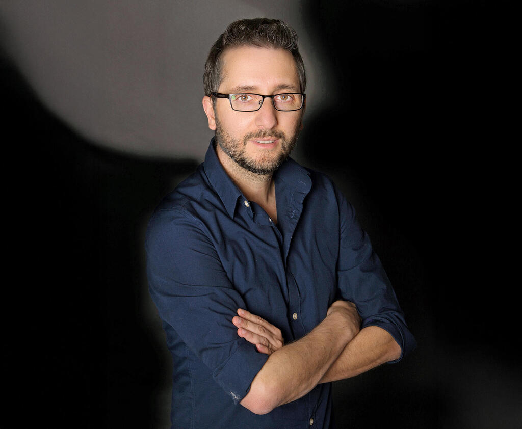 רם גב המשנה למנכ"ל בנק הפועלים וראש החטיבה הפיננסית (צילום: אורטל מוטאי) רם גב משנה למנכ"ל בנק הפועלים והממונה על החטיבה הפיננסית CFO