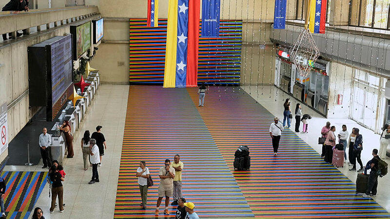 שדה התעופה סימון בוליבר במאיקטיאה ב ונצואלה שדה התעופה הגדול במדינה