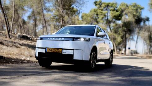 ג'אקו 5: יפה וחזק, אבל פחות מוצלח כרכב חשמלי  