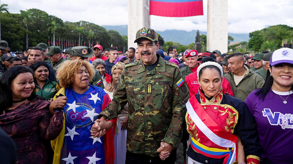 נשיא ונצואלה ניקולס מדורו בעצרת נגד ארה"ב ב 25.11.25