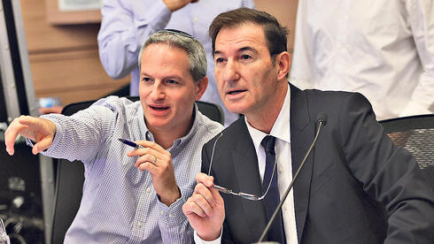 ביסמוט מקדם מתווה  השתמטות דרקוני ומצהיר שהוא מביא את הגאולה 