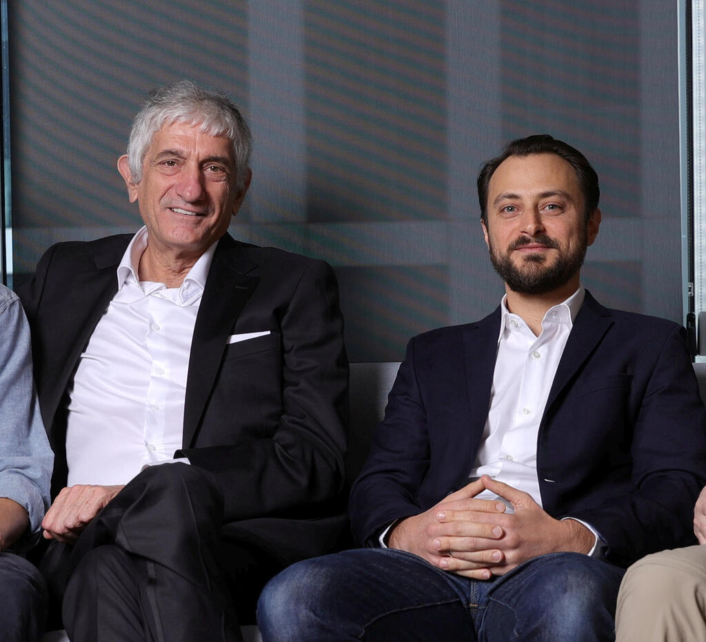 איתמר סיוון מנכ"ל שותף של Quantum Machines ופרופ' ג'ון מתיו מרטיניס ( צילום: אוראל כהן) איתמר סיוון ו פרופ' ג'ון מתיו מרטיניס