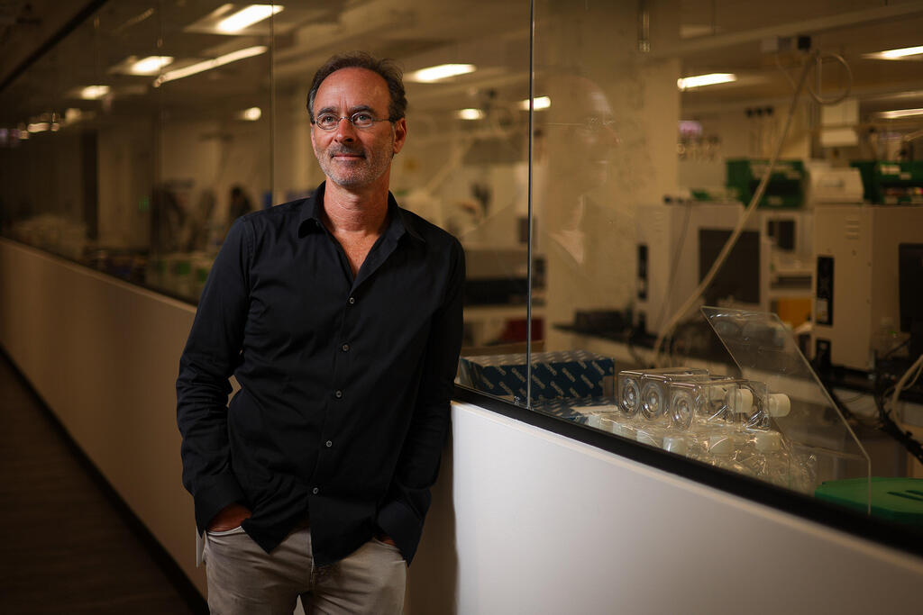 אריק לפקובסקי, מייסד טמפוס. המיליארדר ויזם גרופון ישב עם אשתו אצל אונקולוגים ולא הבין איפה הביג דאטה, אז הוא החליט להביא אותו לעולם האונקולוגיה (צילום: Audrey Richardson/Chicago Tribune) אריק לפקובסקי, מייסד טמפוס. המיליארדר ויזם גרופון ישב עם אשתו אצל אונקולוגים ולא הבין איפה הביג דאטה, אז הוא החליט להביא אותו לעולם האונקולוגיה