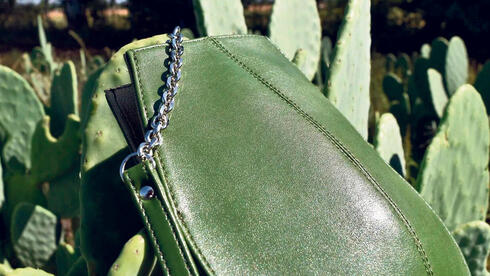 הקץ לחלום הירוק: למה תעשיית האופנה זנחה את העור הטבעוני?