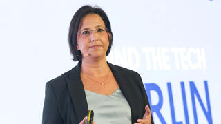 ועידת כלכליסט בברלין - ליאת שוב ראש החטיבה העסקית בנק לאומי וידאו