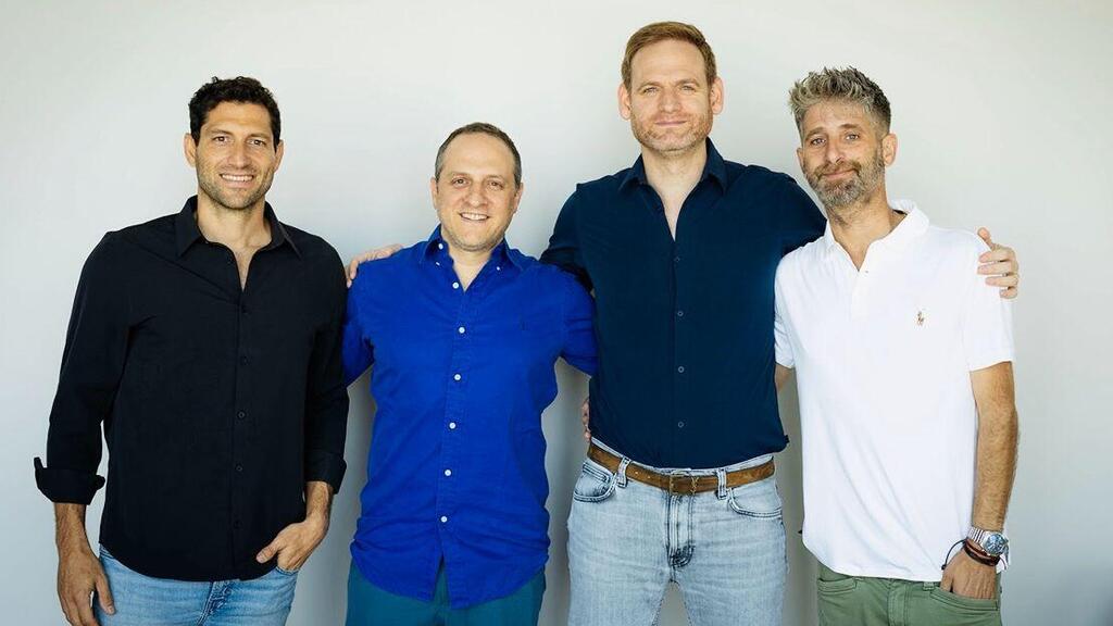 מנהלי Eon: מימין אבי ביטן (CFO) אופיר ארליך (CEO) גונן שטיין (President) ו רון קמחי (CTO) חברת Eon (צילום: אסף רביבו) מימין אבי ביטן (CFO) אופיר ארליך (CEO) גונן שטיין (President) ו רון קמחי (CTO) חברת Eon