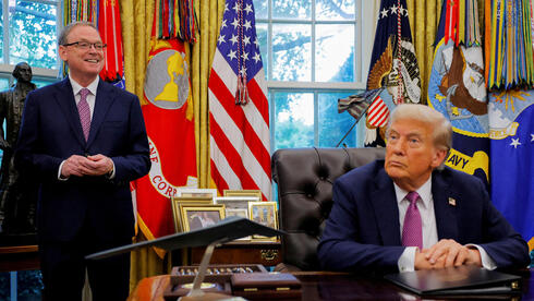 צילום: REUTERS/Brian Snyder המועמד המוביל לראשות הפד תומך בריבית נמוכה, דולר חלש ועידוד צמיחה