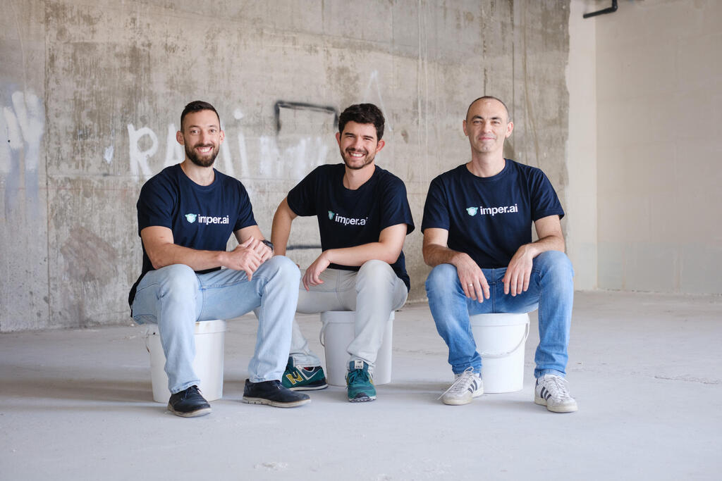 מייסדי imper.ai משמאל ימין: רום דודקביץ סמנכ"ל הטכנולוגיה נעם אוודיש מנכ"ל אנטולי בליג'ובסקי סמנכ"ל המוצר