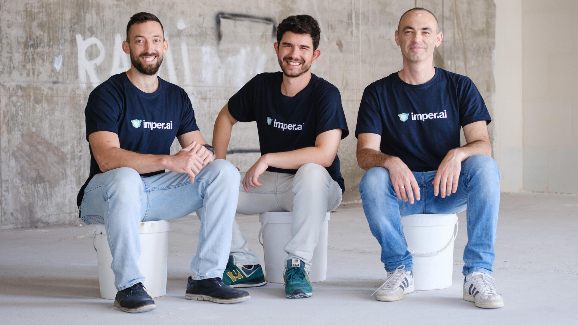 מייסדי imper.ai משמאל ימין: רום דודקביץ סמנכ"ל הטכנולוגיה נעם אוודיש מנכ"ל אנטולי בליג'ובסקי סמנכ"ל המוצר
