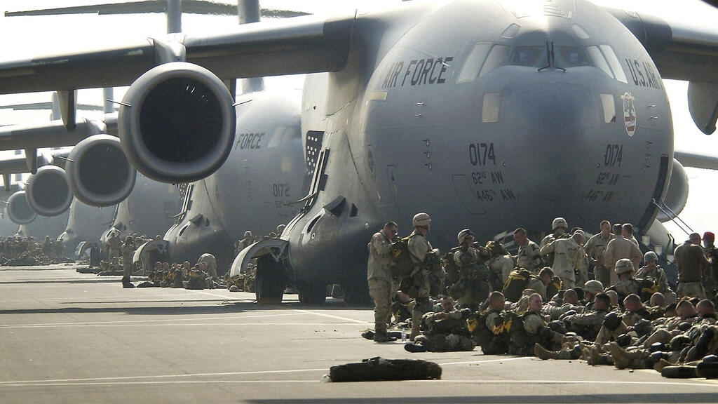 הקברניט צניחה צנחנים