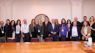 ועידת כלכליסט בברלין - שולחן עגול לאומי - מיה אייזן צפריר ד"ר קרינה רוולט קרסטן אוונס יניב טסל ד"ר יוני גולדווסר ד"ר פלורנטיין קאניס ראש המטה בי"ח Charite