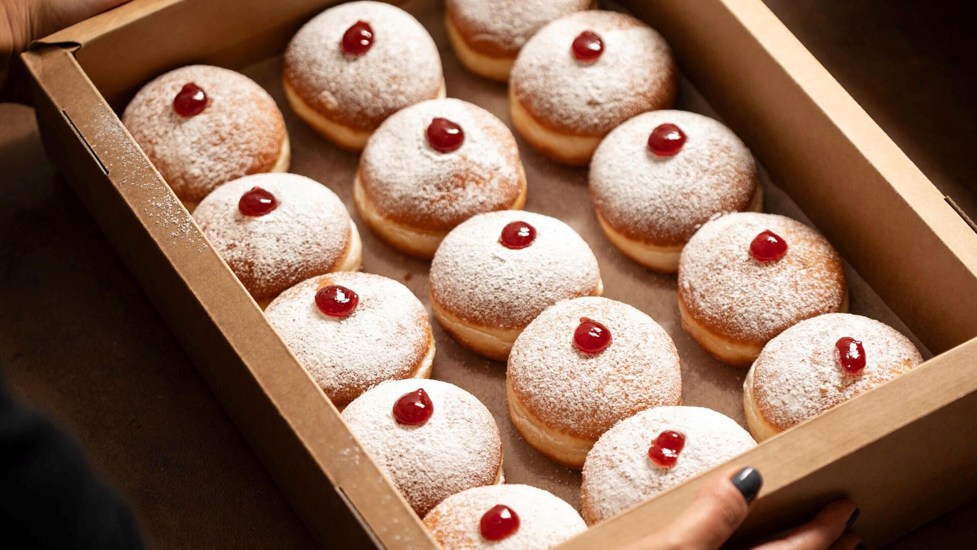 סופגניה סופגניות מאפיית לחמים פנאי