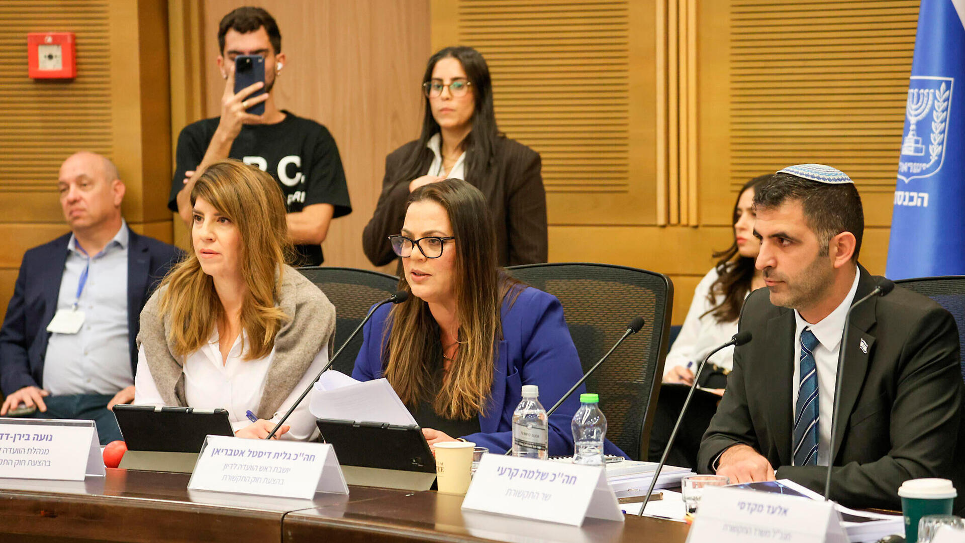 שלמה קרעי ו גלית דיסטל אטבריאן