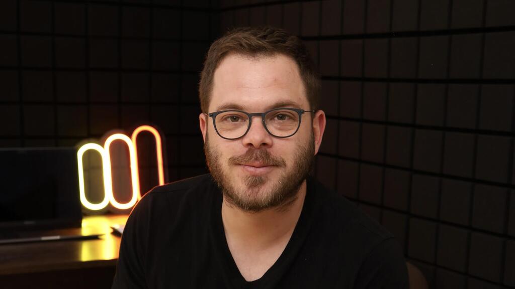 דניאל שניידר