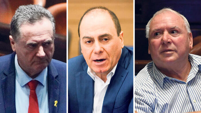 מימין: השר הממונה על החברות הממשלתיות דודי אמסלם, המועמד לתפקיד יו"ר תע"א סילבן שלום, שר הביטחון ישראל כ"ץ. עיכוב המינוי מוביל לאובדן הכנסות (צילומים: יואב דודקביץ , עומר מסינגר , שלו שלום) השר הממונה על החברות הממשלתיות דודי אמסלם ,המועמד לתפקיד יו"ר תע"א סילבן שלום ו שר הביטחון ישראל כ"ץ