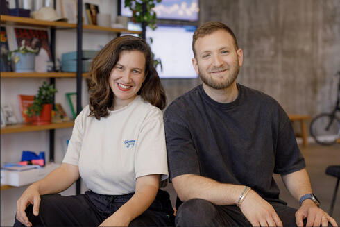 Shapes founders. Shapes founders.