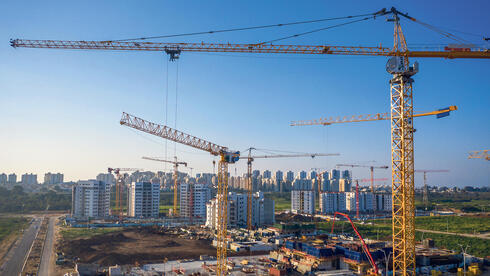 צניחה חופשית בשוק הדיור: הקבלנים מכרו רק אלף דירות באוקטובר, null צניחה חופשית בשוק הדיור: הקבלנים מכרו רק אלף דירות באוקטובר