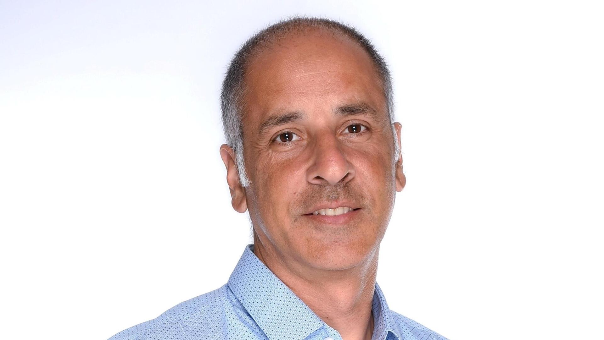 רו"ח גיא מונרוב