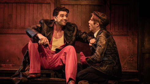 צילום: אוהד רומנו מנצל זונות, עושק מהגרים, ניצול שואה: עכשיו המחזה