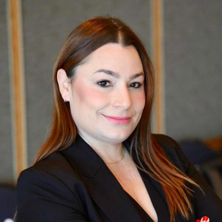 שילה זברו וייס, Senior Director, Duns 100 - Rankings & Strategy