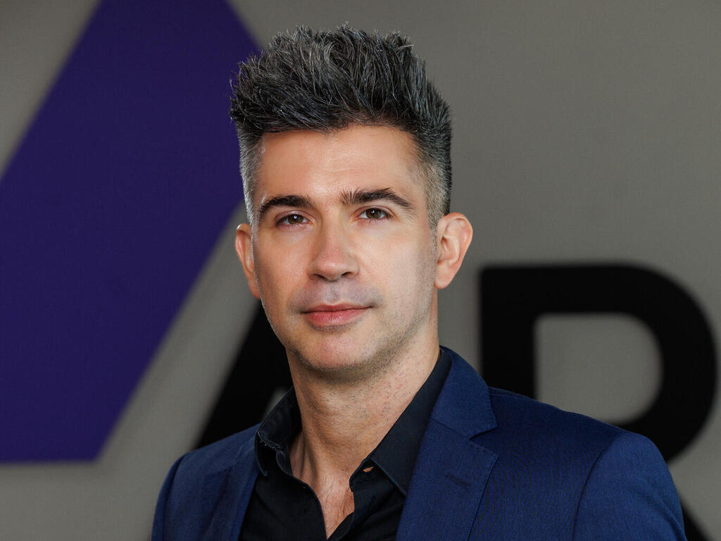 Yevgeny Dibrov. (Armis) Yevgeny Dibrov