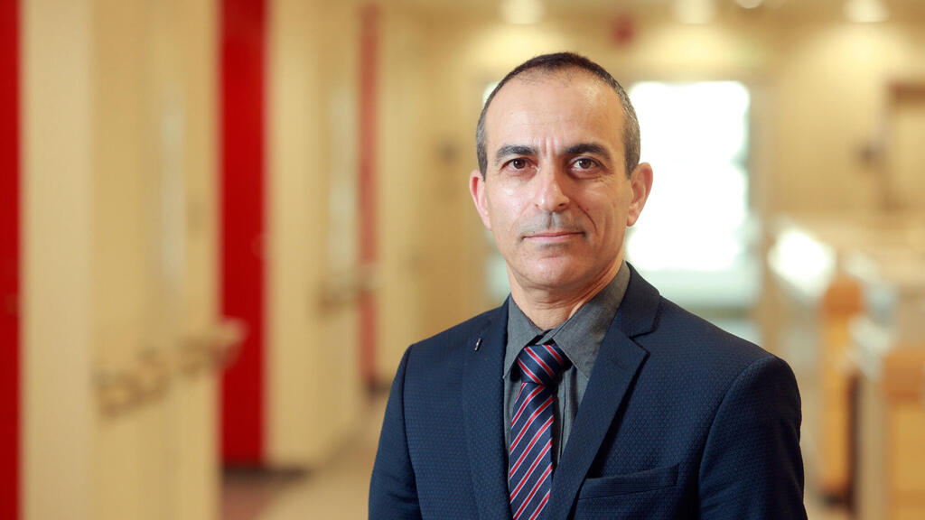 רוני גמזו. לא יעתור נגד רשות שוק ההון (צילום: אוראל כהן) רוני גמזו פרופסור מנכל איכילוב