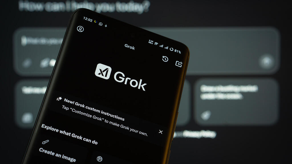 גרוק כלי ה AI של אלון מאסק