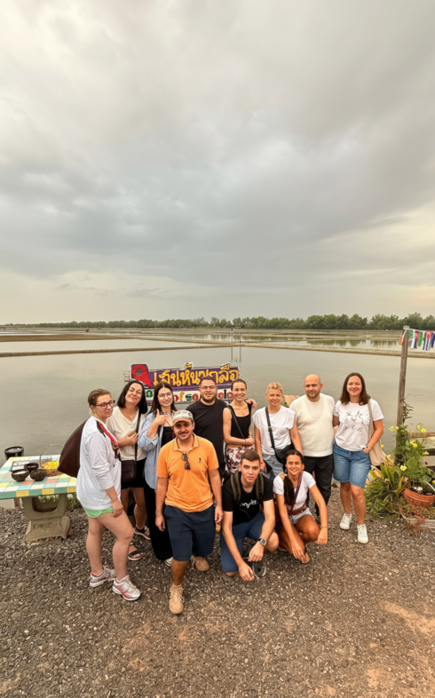 AnyBiz’s team AnyBiz’s team