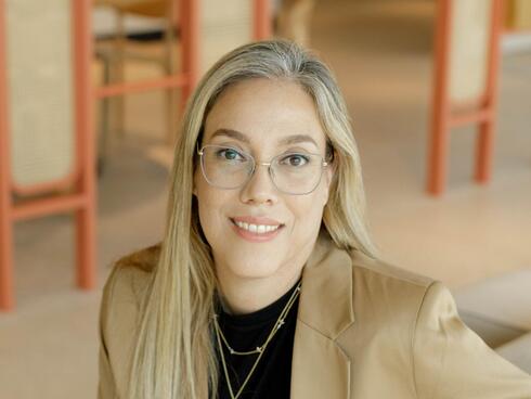 Noa Zabar. Noa Zabar.