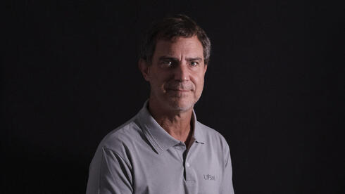 "העולם מלא 'טראמפים' ו'ביבים'. הביביזם אינו חריג, הוא השכיח, אז לאן תהגר?"