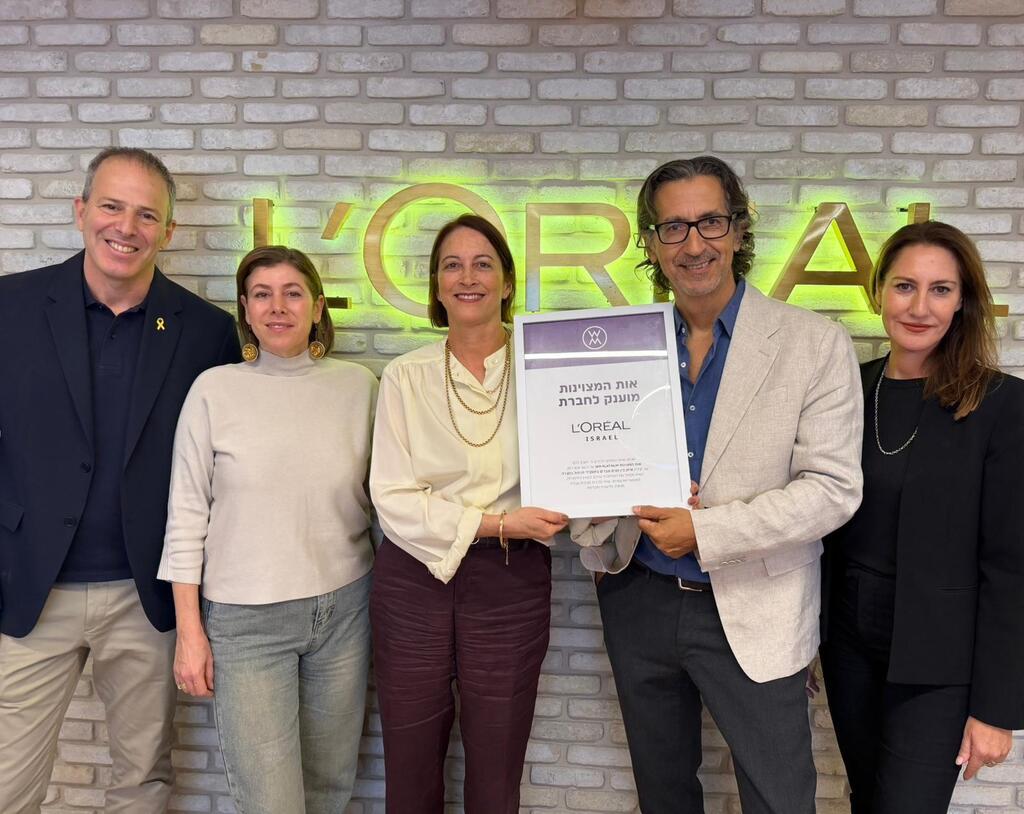 (מימין לשמאל): אריאלה יערי, אלי שגיב, אתי עמיעד, ליבי אנגל-קזס, ערן יסעור (צילום: רוני איילבאום) לוריאל ישראל