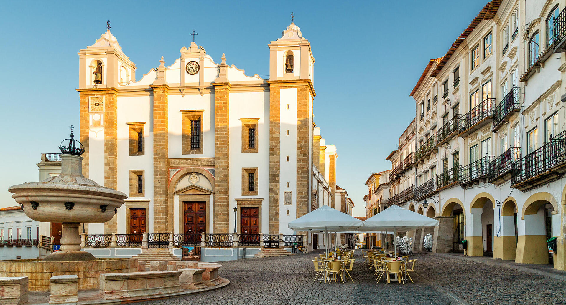 פוטו ערים יפות מתחת לרדאר Evora פורטוגל