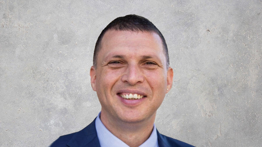 עו"ד יניב לאור 