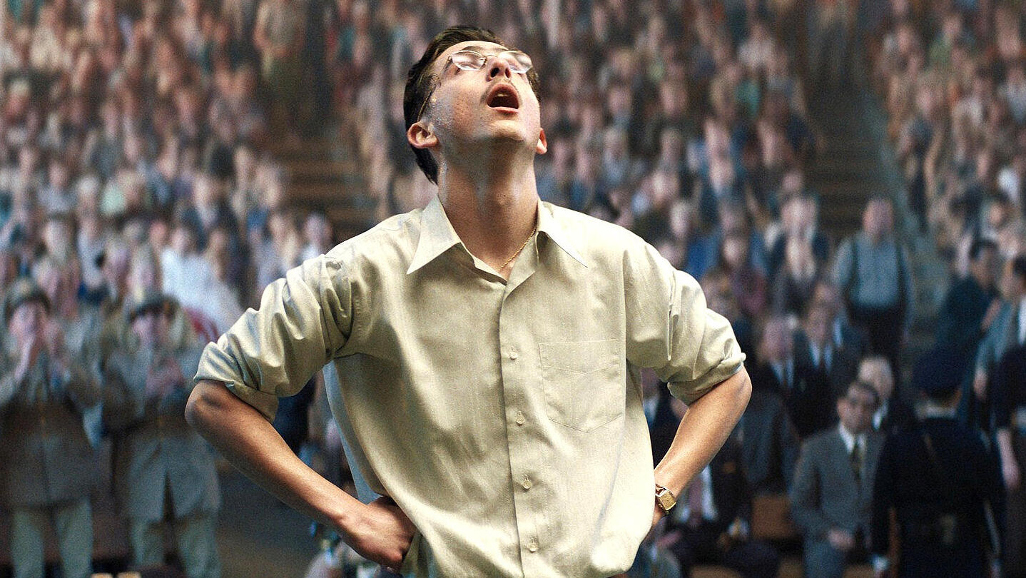 השחקן טימותי שאלאמה בסרט מרטי סוּפרים פנאי