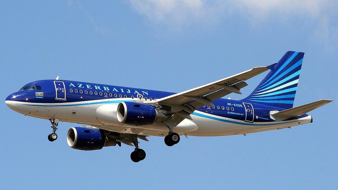 מטוס אזרבייג'ן אירליינס