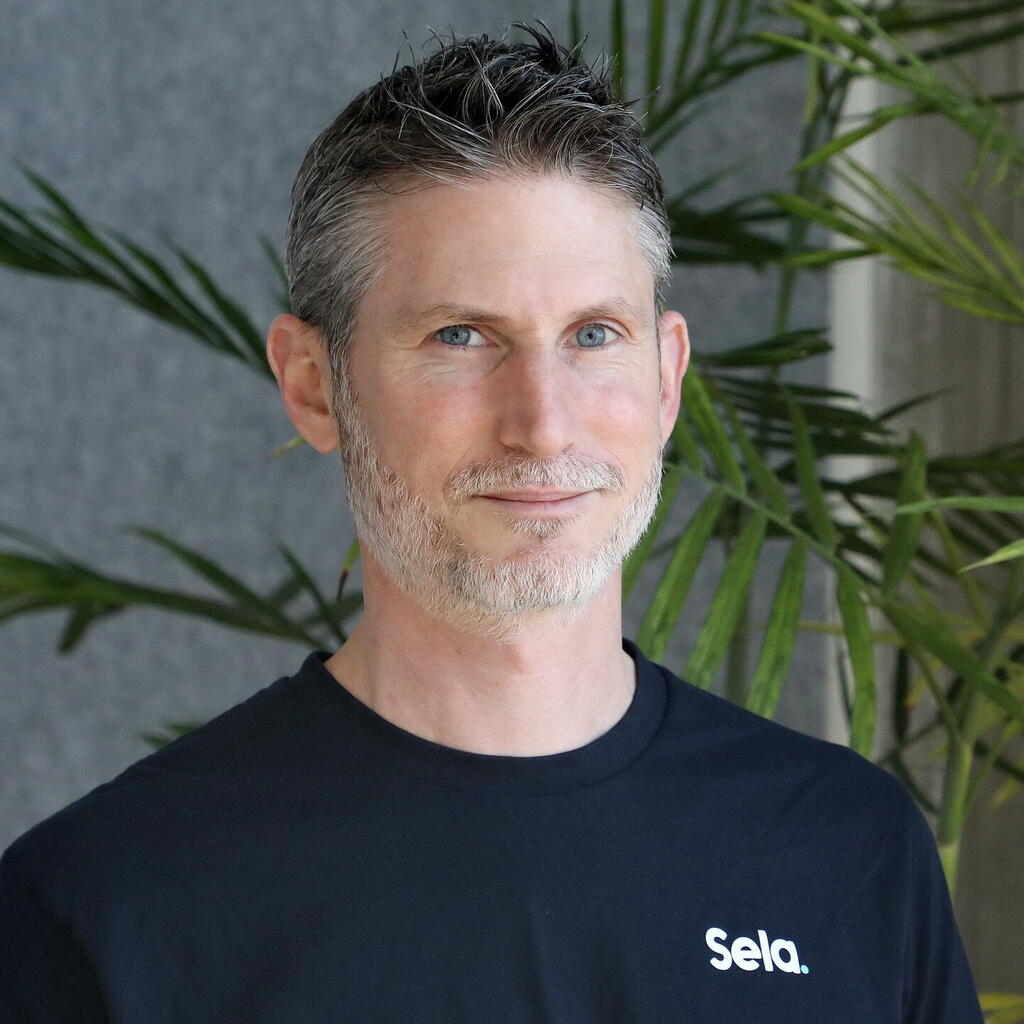 דורון אהרנסון סמנכ״ל שיווק גלובלי של חברת sela