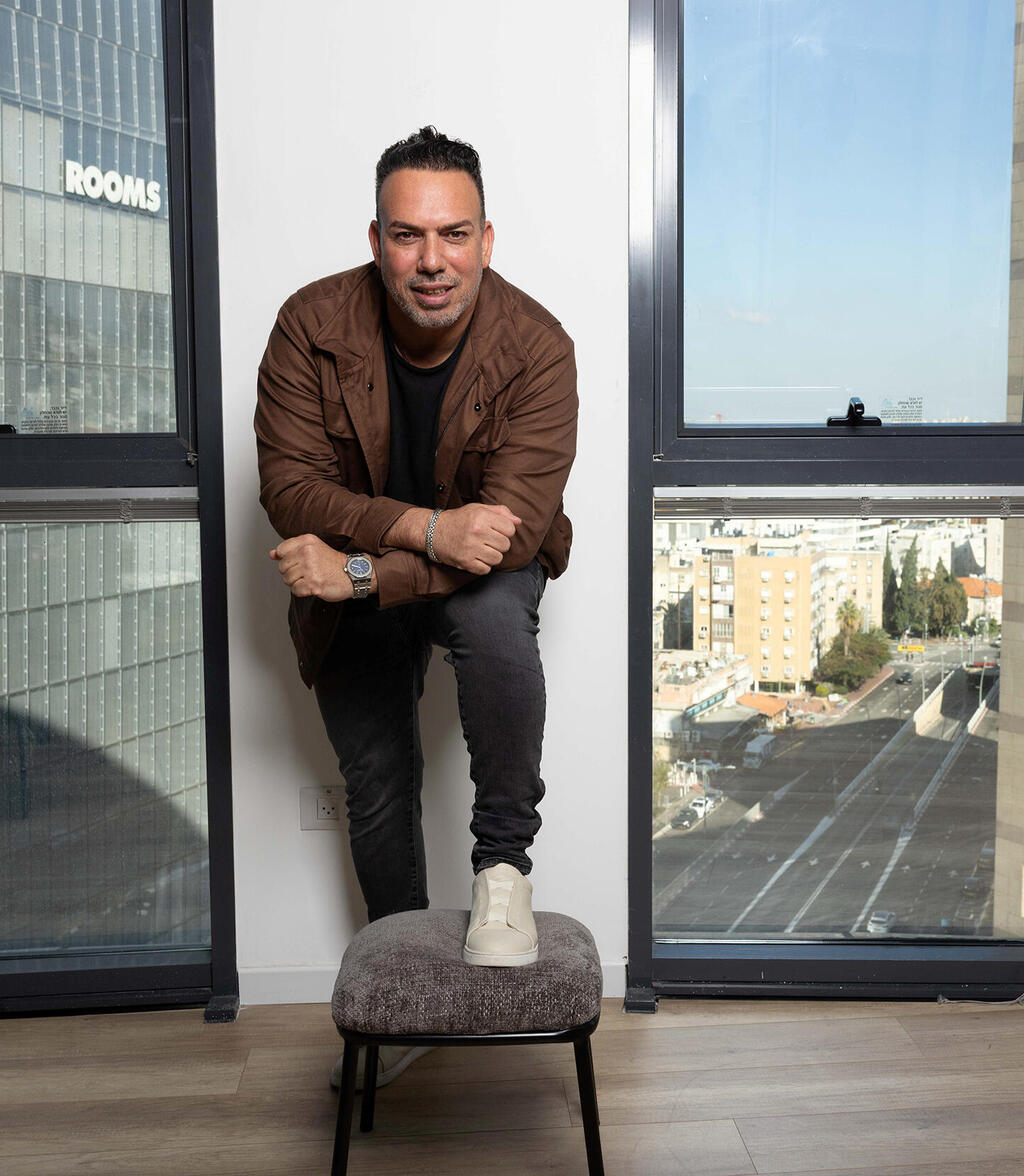 מוסף מנהלים 2025 - אורי מקס מנכ"ל מקס