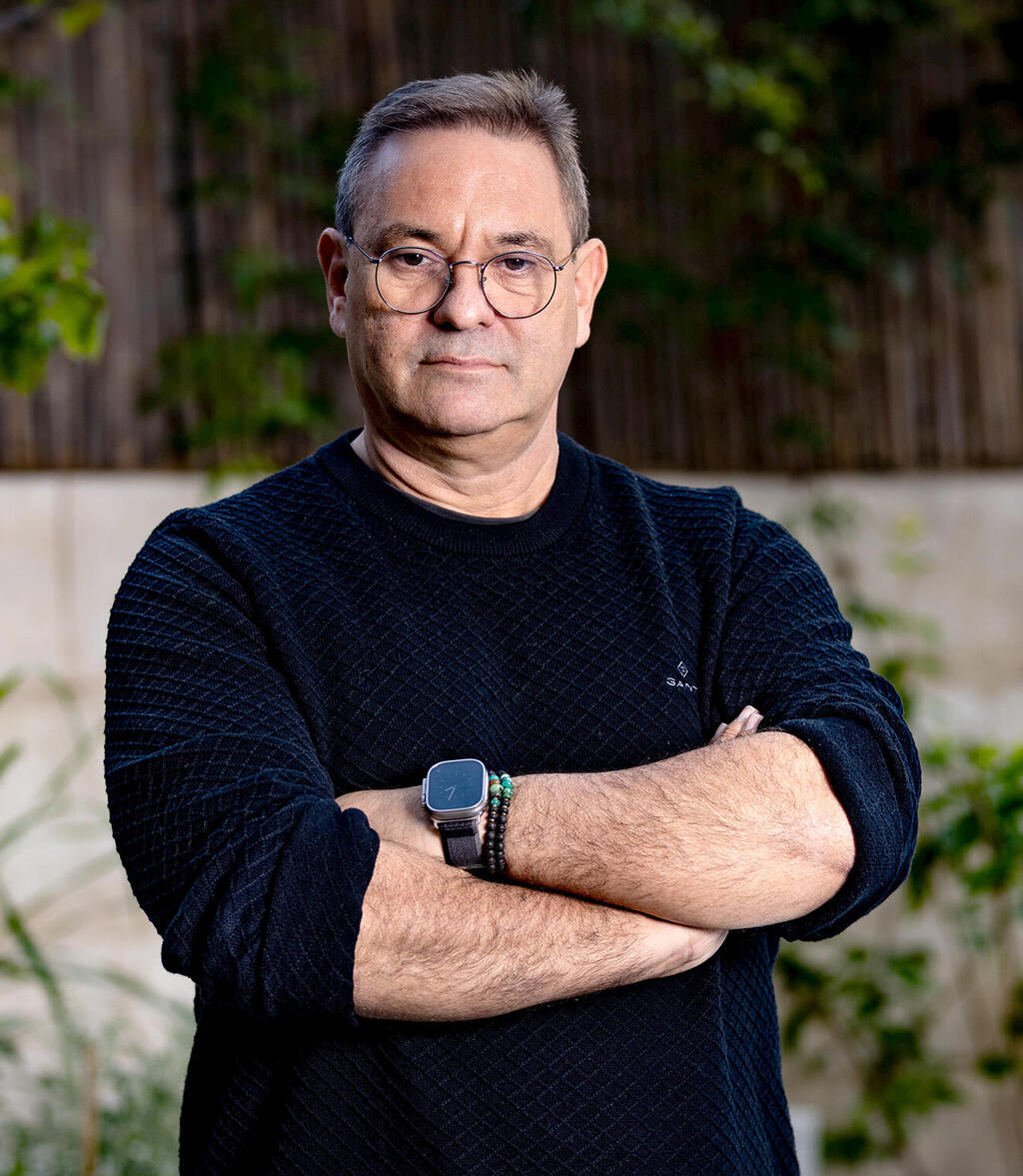 מוסף מנהלים 2025 -  אלי זיברט מנכ"ל חילן 