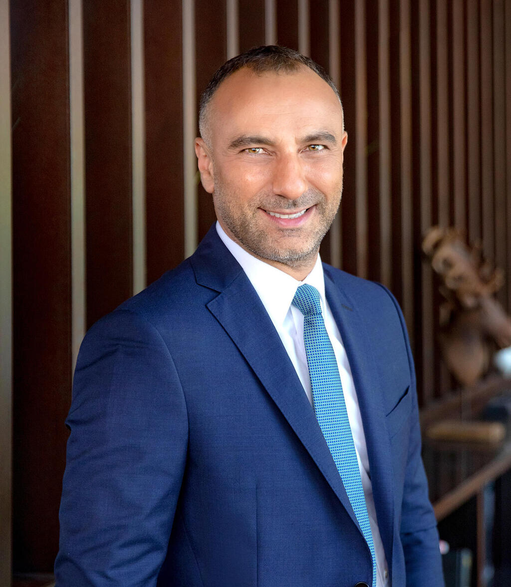 מוסף מנהלים 2025 -  יוסי אבו מנכ"ל ניומד