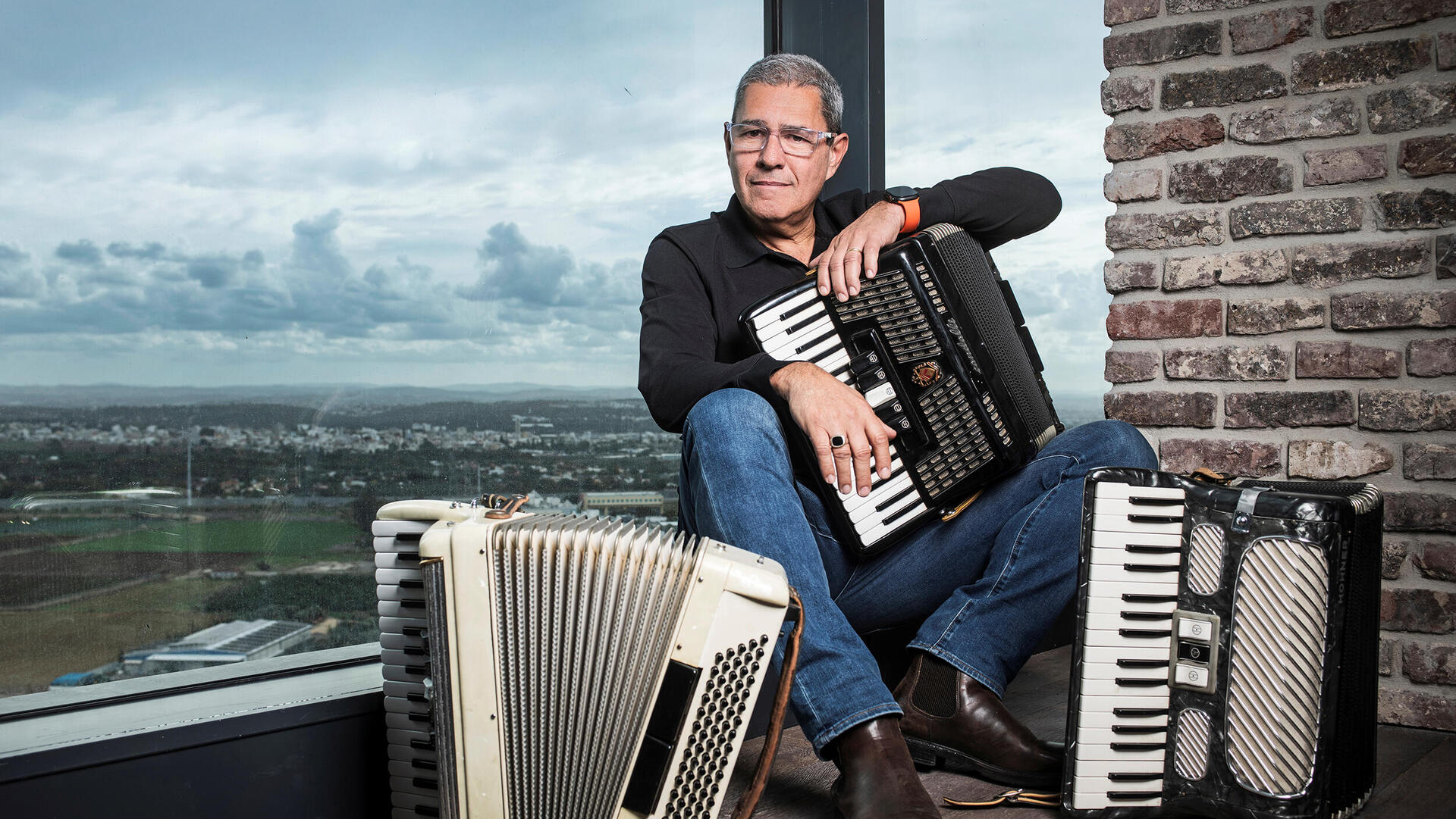 מוסף מנהלים 2025 - מוטי גוטמן מנכ"ל מטריקס